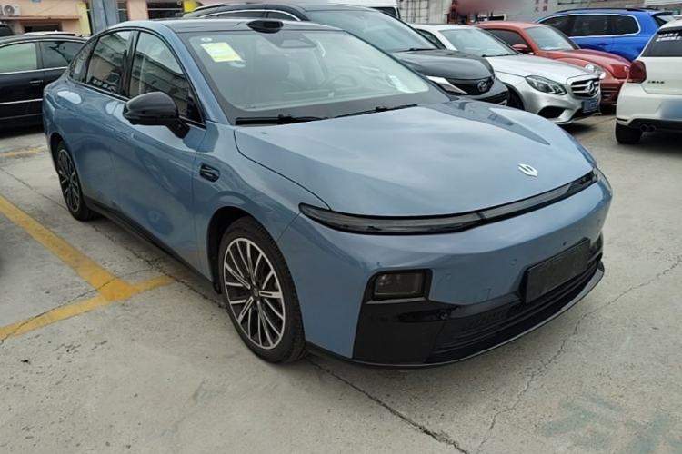 Used Leapmotor B01 2025 550 LiDAR Edition Front Right 45 Deg