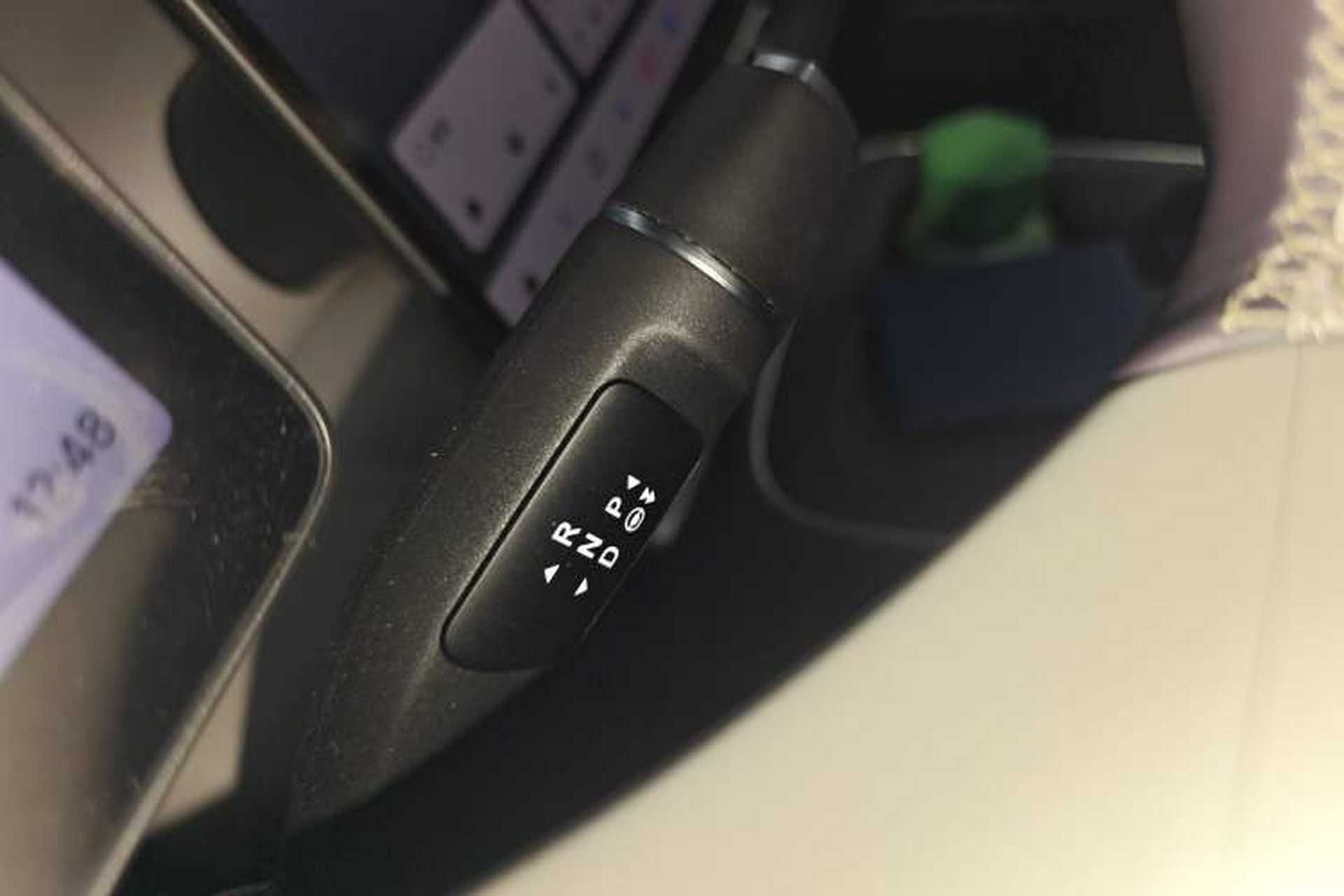 Used Leapmotor B01 2025 550 LiDAR Edition Gear Lever
