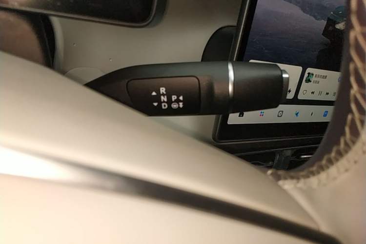 Used Leapmotor B01 2025 550 LiDAR Edition Gear Lever