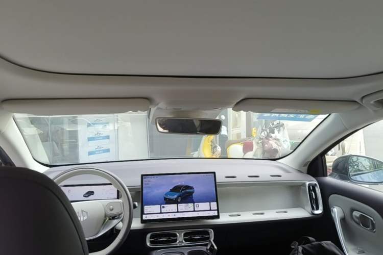 Used Leapmotor B01 2025 550 LiDAR Edition Headliner