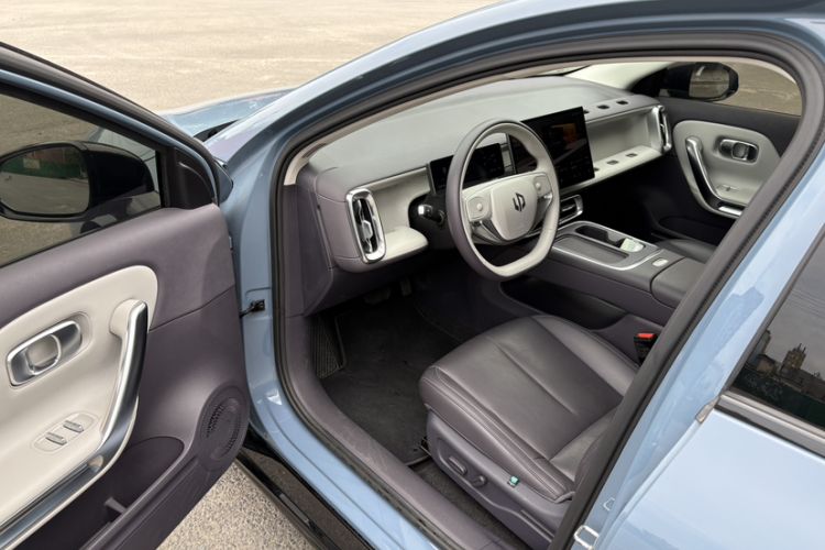Used Leapmotor B01 2025 550 LiDAR Edition Interior 1