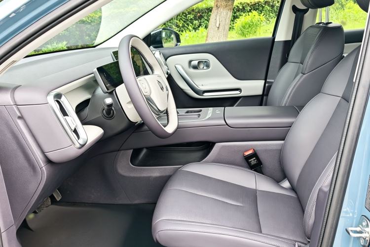 Used Leapmotor B01 2025 550 LiDAR Edition Interior 2