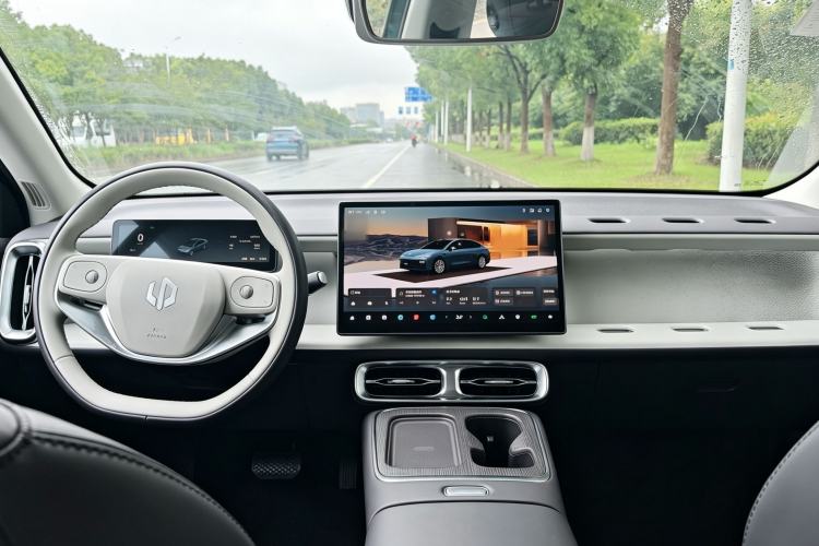 Used Leapmotor B01 2025 550 LiDAR Edition Interior 3