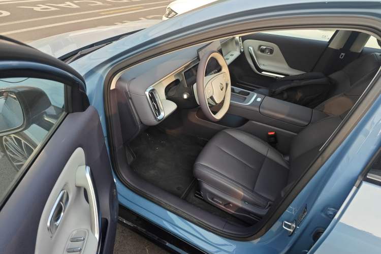 Used Leapmotor B01 2025 550 LiDAR Edition Interior 3