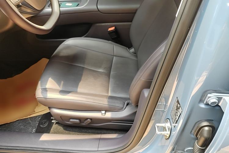 Used Leapmotor B01 2025 550 LiDAR Edition Left Front Seat