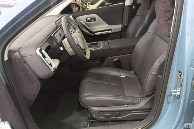 Used Leapmotor B01 2025 550 LiDAR Edition Left Front Seat