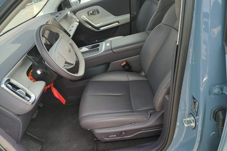 Used Leapmotor B01 2025 550 LiDAR Edition Left Front Seat