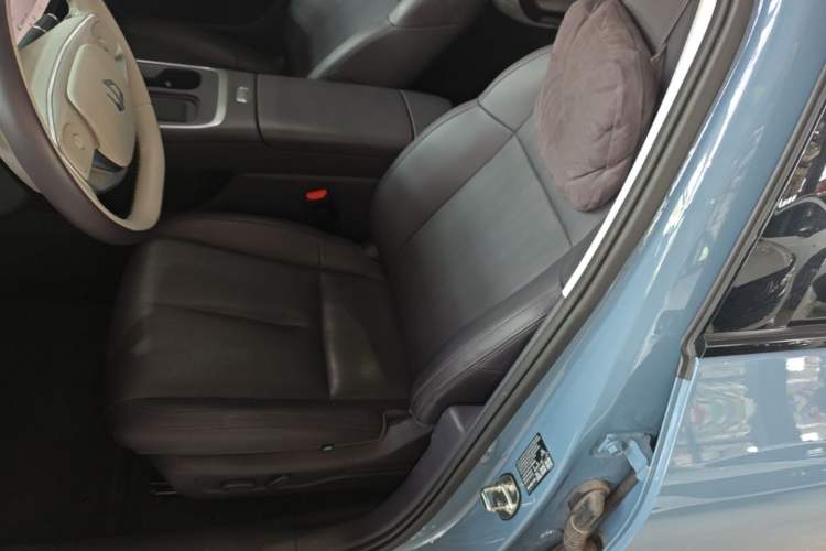 Used Leapmotor B01 2025 550 LiDAR Edition Left Front Seat