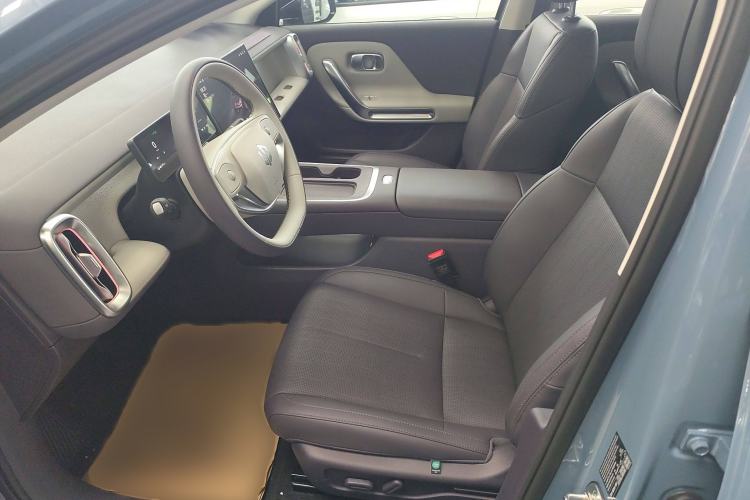 Used Leapmotor B01 2025 550 LiDAR Edition Left Front Seat