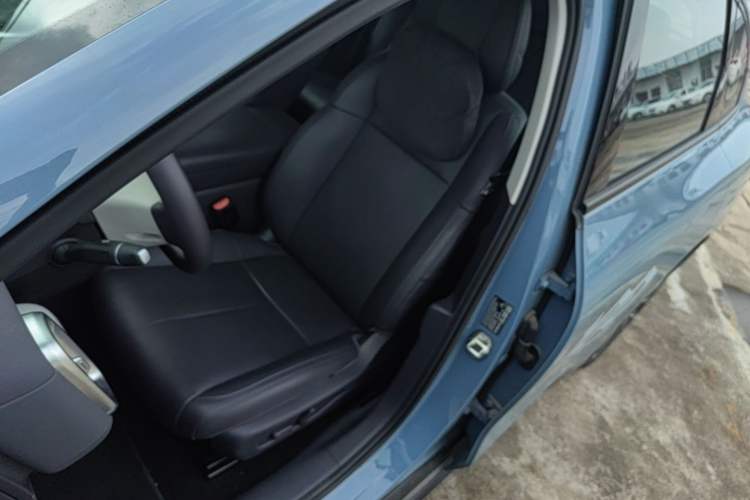 Used Leapmotor B01 2025 550 LiDAR Edition Left Front Seat