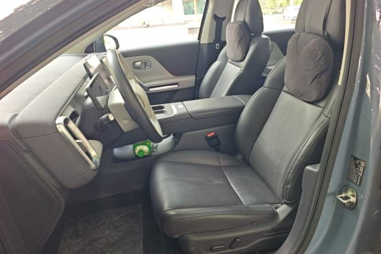 Used Leapmotor B01 2025 550 LiDAR Edition Left Front Seat
