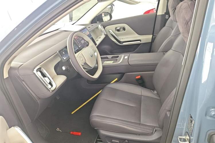 Used Leapmotor B01 2025 550 LiDAR Edition Left Front Seat