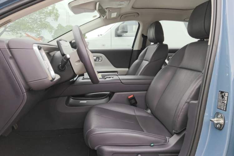 Used Leapmotor B01 2025 550 LiDAR Edition Left Front Seat