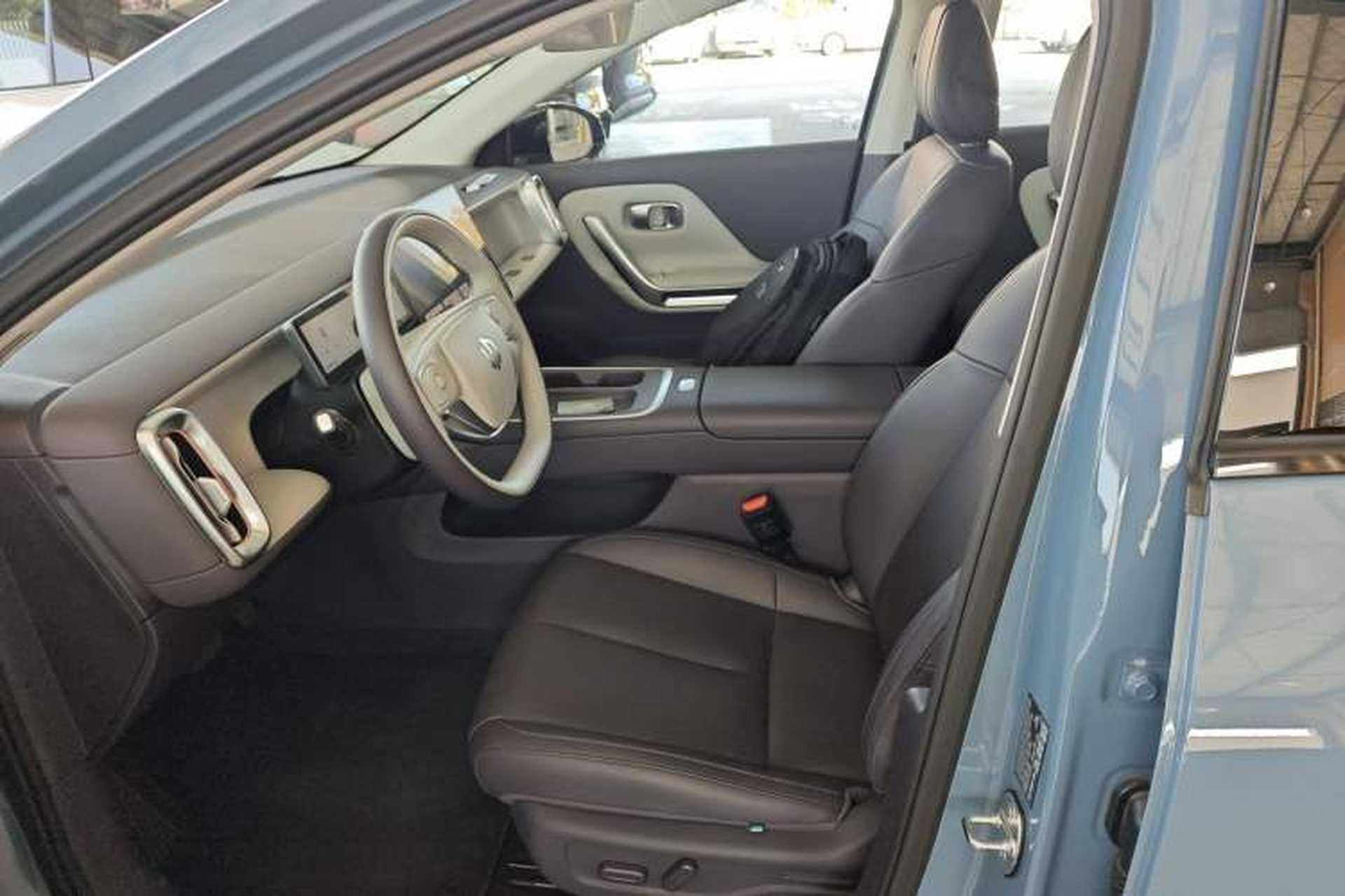 Used Leapmotor B01 2025 550 LiDAR Edition Left Front Seat