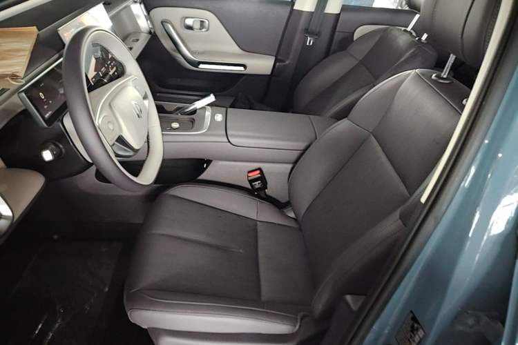 Used Leapmotor B01 2025 550 LiDAR Edition Left Front Seat