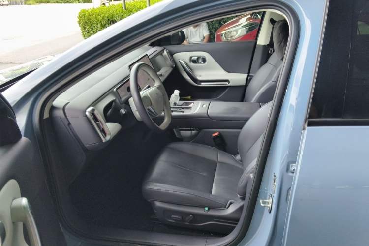 Used Leapmotor B01 2025 550 LiDAR Edition Left Front Seat