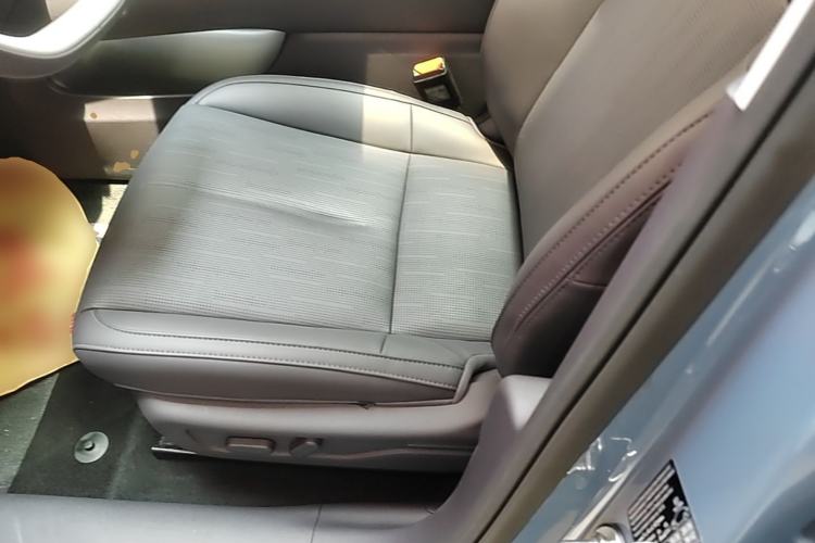 Used Leapmotor B01 2025 550 LiDAR Edition Left Front Seat