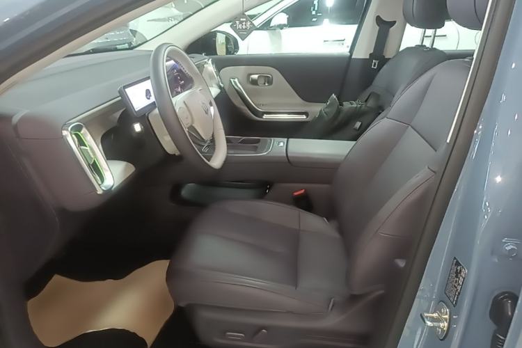 Used Leapmotor B01 2025 550 LiDAR Edition Left Front Seat