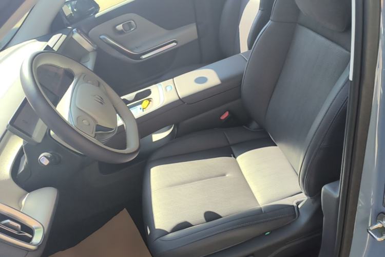 Used Leapmotor B01 2025 550 LiDAR Edition Left Front Seat