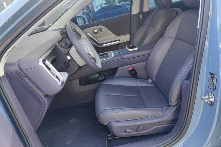 Used Leapmotor B01 2025 550 LiDAR Edition Left Front Seat