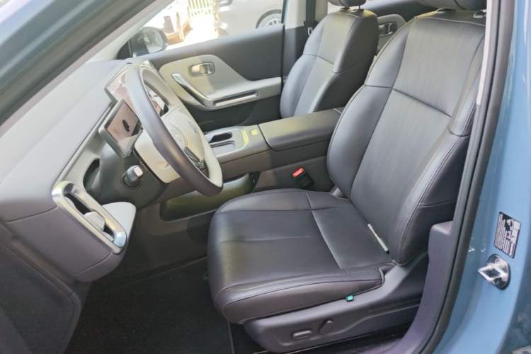 Used Leapmotor B01 2025 550 LiDAR Edition Left Front Seat
