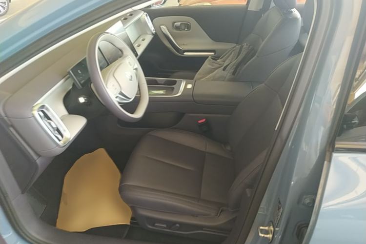 Used Leapmotor B01 2025 550 LiDAR Edition Left Front Seat