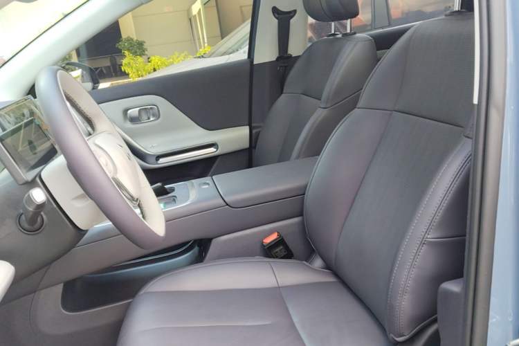 Used Leapmotor B01 2025 550 LiDAR Edition Left Front Seat
