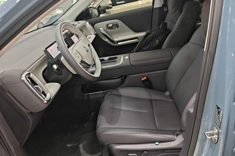 Used Leapmotor B01 2025 550 LiDAR Edition Left Front Seat