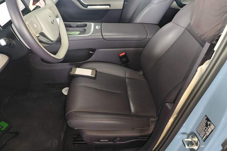 Used Leapmotor B01 2025 550 LiDAR Edition Left Front Seat