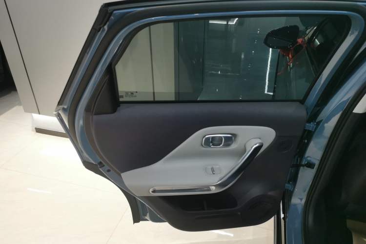 Used Leapmotor B01 2025 550 LiDAR Edition Left Rear Door Interior