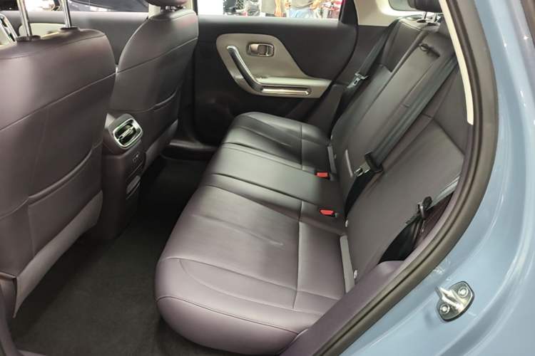 Used Leapmotor B01 2025 550 LiDAR Edition Left Rear Seat