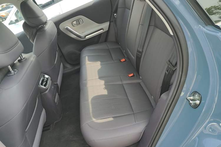 Used Leapmotor B01 2025 550 LiDAR Edition Left Rear Seat