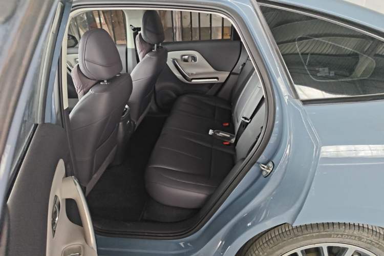 Used Leapmotor B01 2025 550 LiDAR Edition Left Rear Seat