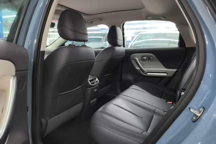 Used Leapmotor B01 2025 550 LiDAR Edition Left Rear Seat
