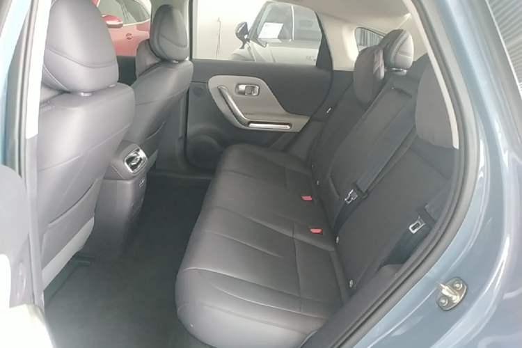 Used Leapmotor B01 2025 550 LiDAR Edition Left Rear Seat