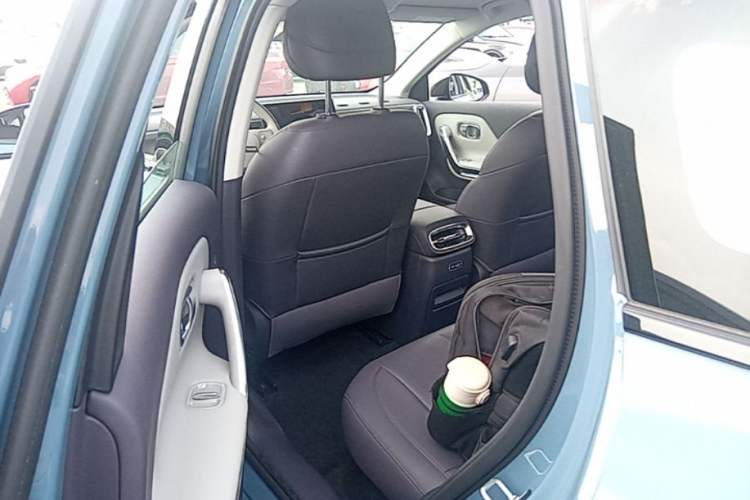 Used Leapmotor B01 2025 550 LiDAR Edition Left Rear Seat