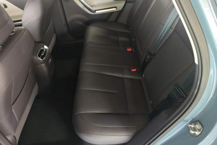Used Leapmotor B01 2025 550 LiDAR Edition Left Rear Seat