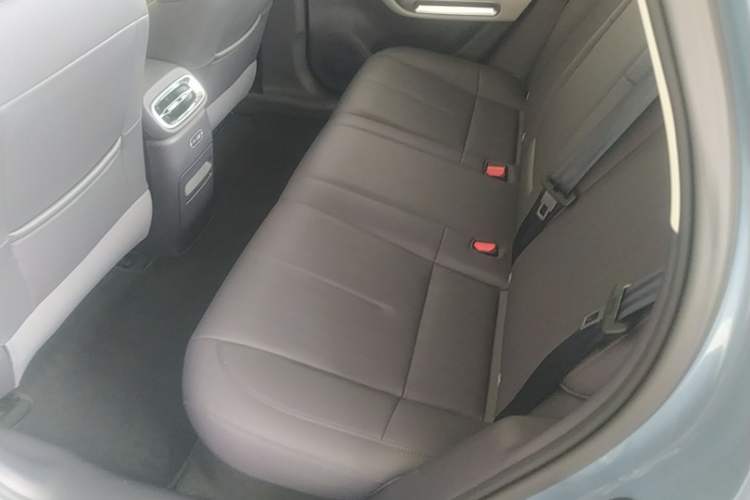 Used Leapmotor B01 2025 550 LiDAR Edition Left Rear Seat