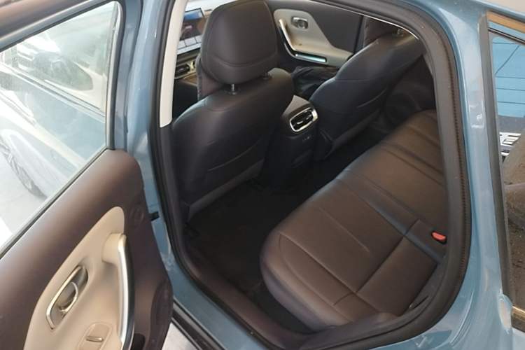 Used Leapmotor B01 2025 550 LiDAR Edition Left Rear Seat