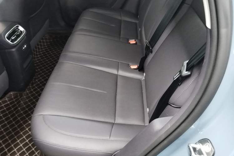 Used Leapmotor B01 2025 550 LiDAR Edition Left Rear Seat