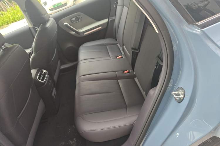 Used Leapmotor B01 2025 550 LiDAR Edition Left Rear Seat