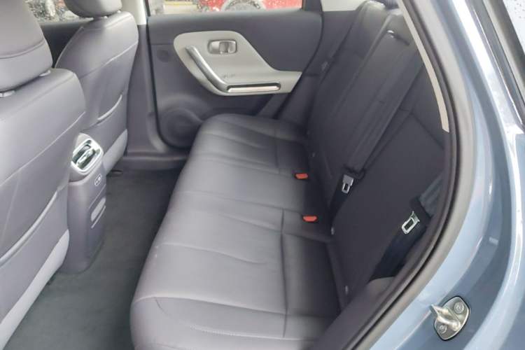 Used Leapmotor B01 2025 550 LiDAR Edition Left Rear Seat