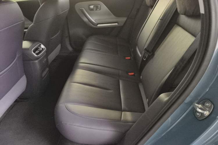 Used Leapmotor B01 2025 550 LiDAR Edition Left Rear Seat