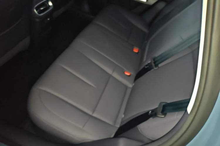 Used Leapmotor B01 2025 550 LiDAR Edition Left Rear Seat