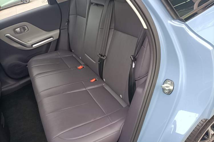 Used Leapmotor B01 2025 550 LiDAR Edition Left Rear Seat