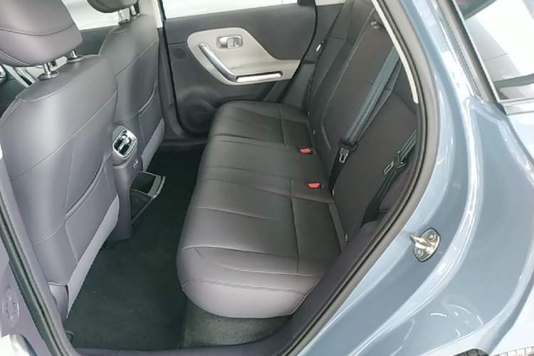 Used Leapmotor B01 2025 550 LiDAR Edition Left Rear Seat