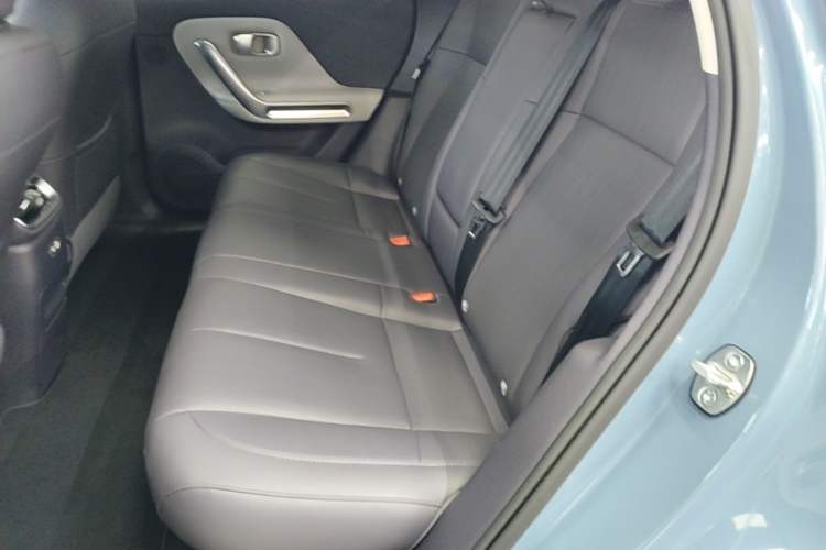 Used Leapmotor B01 2025 550 LiDAR Edition Left Rear Seat