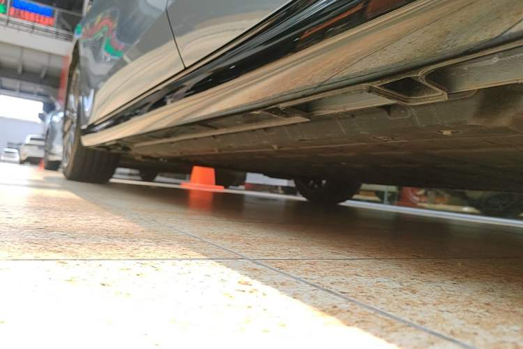 Used Leapmotor B01 2025 550 LiDAR Edition Left Side Sill