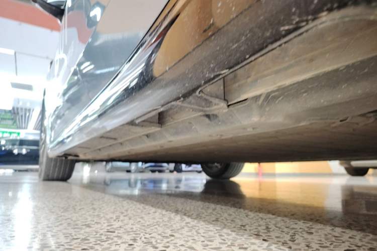 Used Leapmotor B01 2025 550 LiDAR Edition Left Side Sill