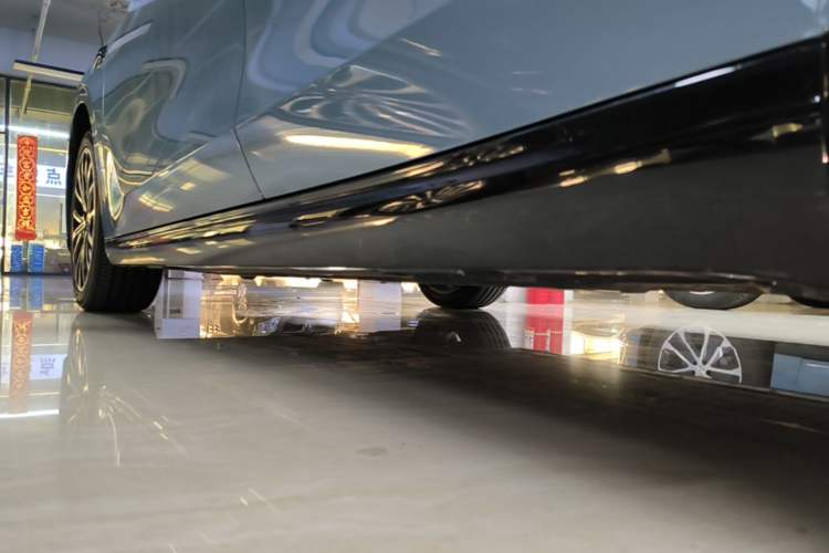 Used Leapmotor B01 2025 550 LiDAR Edition Left Side Sill